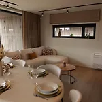 Nature Village - N°28 - 6 Personnes Avec Jacuzzi Pmr 롯지 *