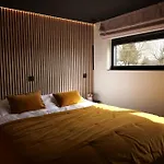 Nature Village - N°28 - 6 Personnes Avec Jacuzzi Pmr *