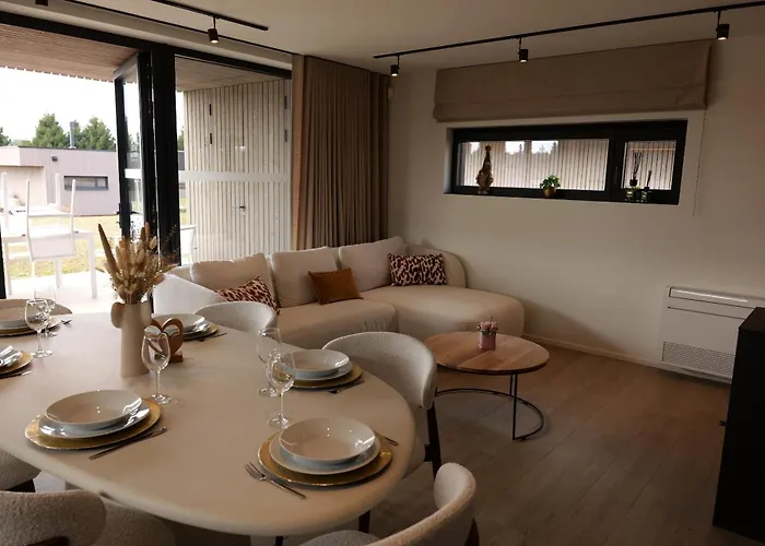 Nature Village - N°28 - 6 Personnes Avec Jacuzzi Pmr 山林小屋