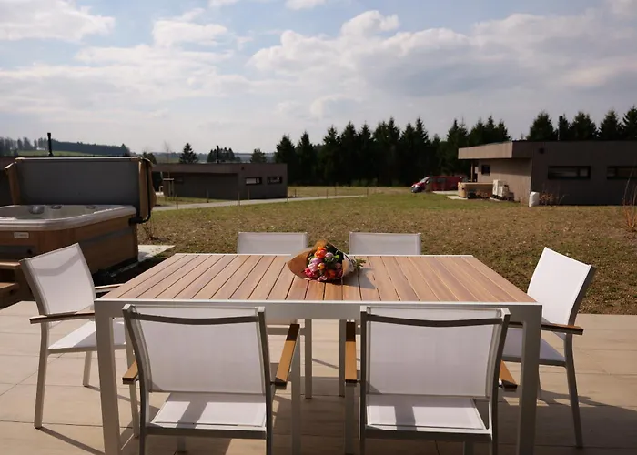 Nature Village - N°28 - 6 Personnes Avec Jacuzzi Pmr 山林小屋