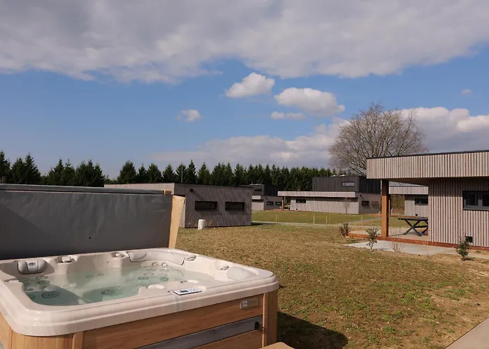 山林小屋 Nature Village - N°28 - 6 Personnes Avec Jacuzzi Pmr *